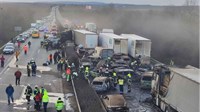 Prašina uzrok stravične nesreće? 19 auta izgorjelo, 36 ljudi ozlijeđeno u lančanom sudaru na autocesti kod Budimpešte