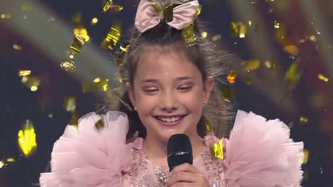 Zlatna djevojčica Ena Nižić prva u povijesti s jednoglasnim zlatnim gumbom u Supertalentu!