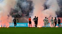 BiH postaje nogometni San Marino! Igrači se osramotili, navijači divljali i mahali zastavama tuđih država
