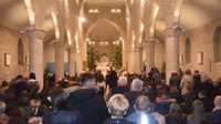 FOTO: Misa ponoćka u Grudama uz rekordan broj vjernika! Fra Stanko: Neka naše kuće budu Isusov Betlehem 